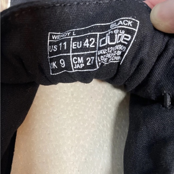 Hey Dude Wendy Shoes Slip On Sneaker Comfort Cushioned In Black Size 11 - Picture 5 of 6